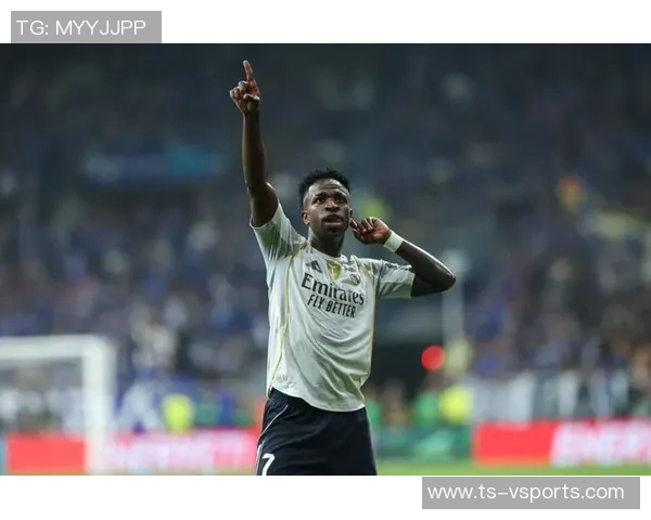 剑南春|皇马3-1黄潜,维尼修斯双响+造红,姆巴佩传射